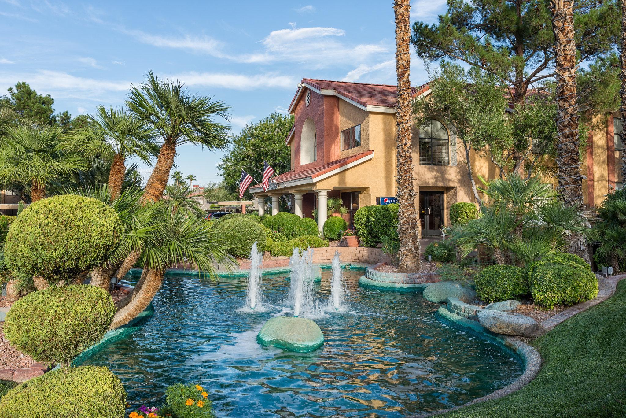 Westgate Flamingo Bay Resort Las Vegas Exterior photo
