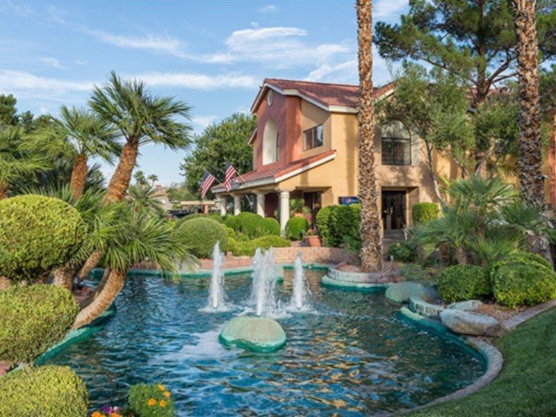 Westgate Flamingo Bay Resort Las Vegas Exterior photo